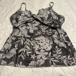 Croft & Barrow Marble Print Swim Top